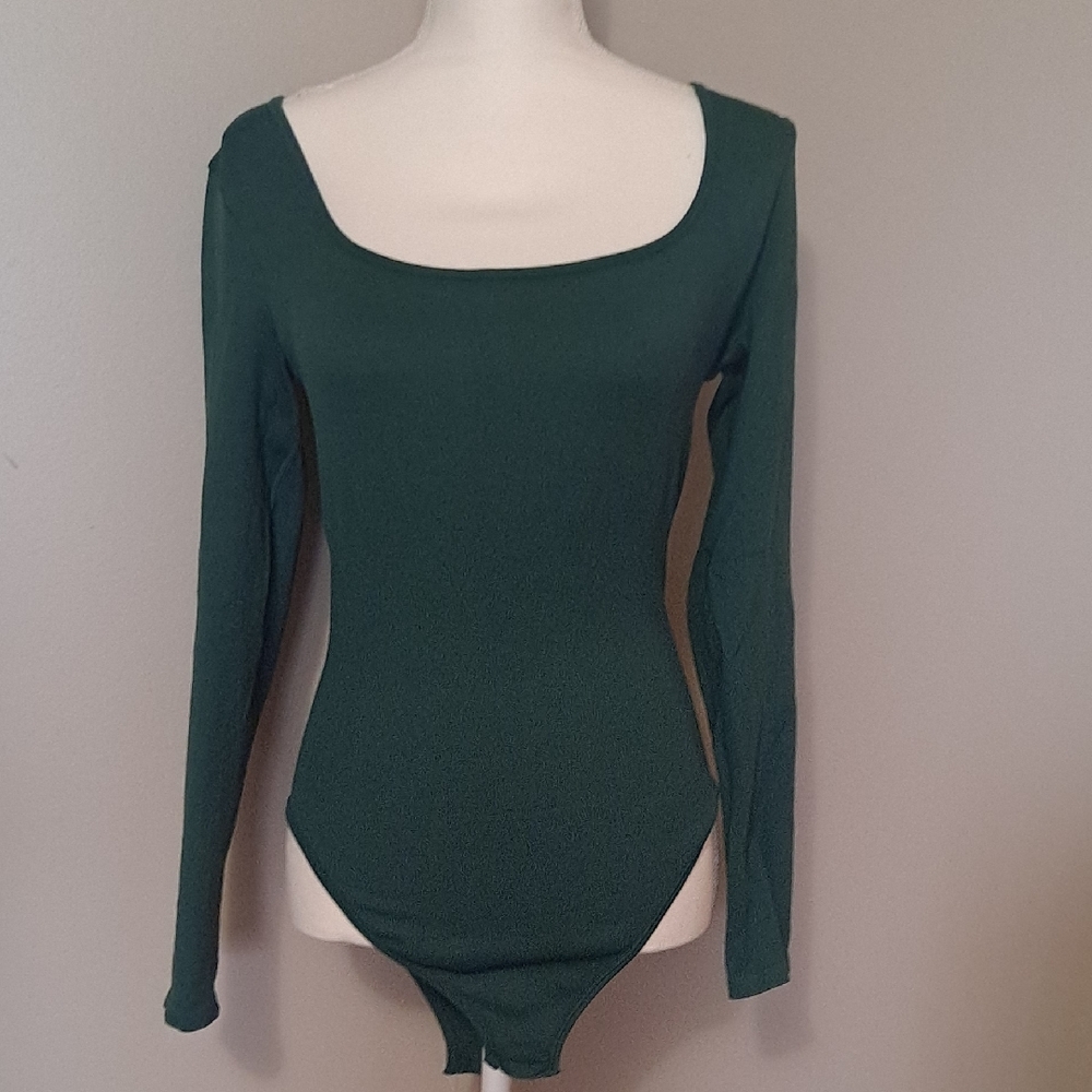Elegant Deep Green Long Sleeve Bodysuit